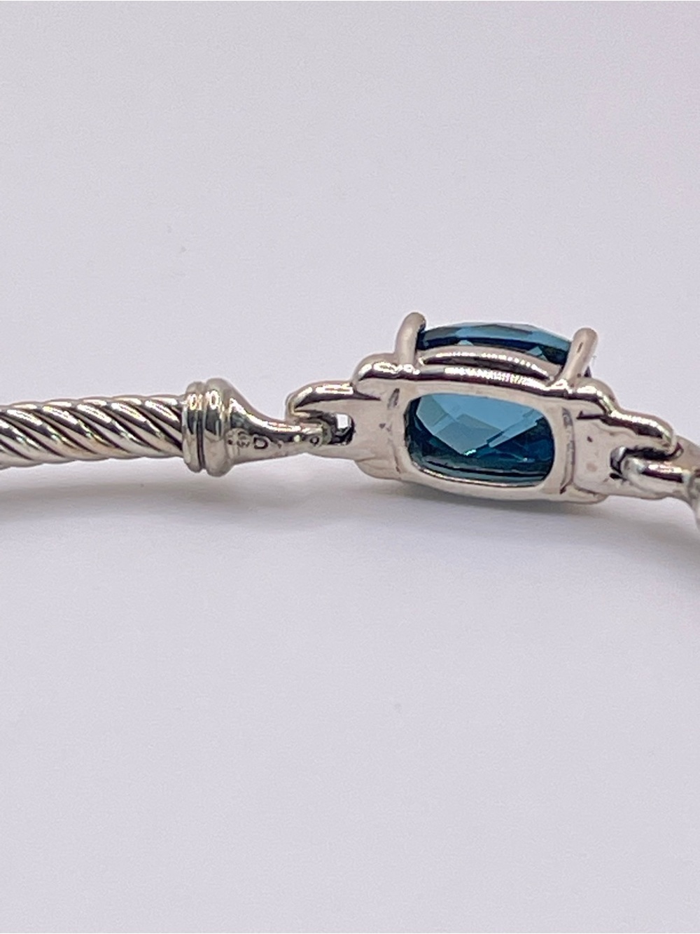 David Yurman Petite Wheaton Bracelet with Hampton Blue Topaz and Diamonds - Picture 9 of 13